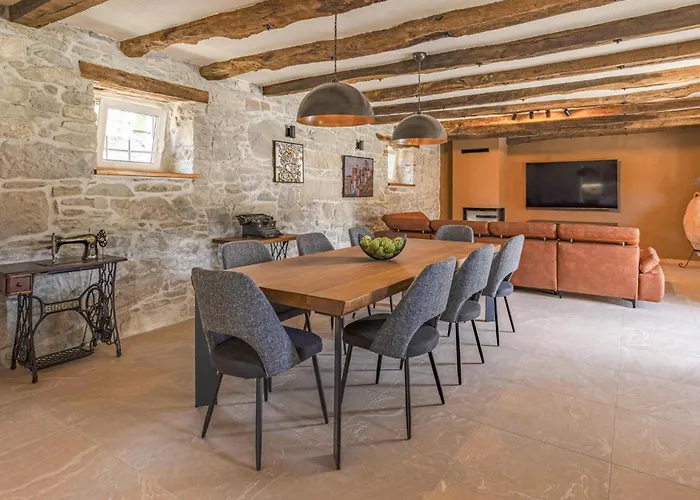 In With Kitchen * Buzet