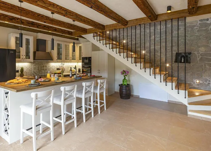 Dom wakacyjny In With Kitchen *