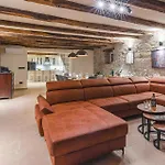 Awesome Home In Buzet Nyaraló *