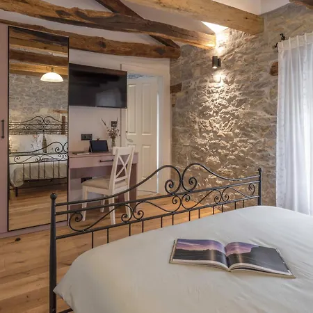 Awesome Home In Buzet